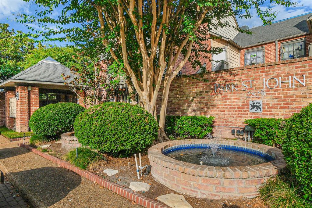 a house view with a outdoor space