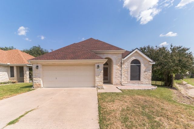 $310,000 | 202 Village Drive | River Bend