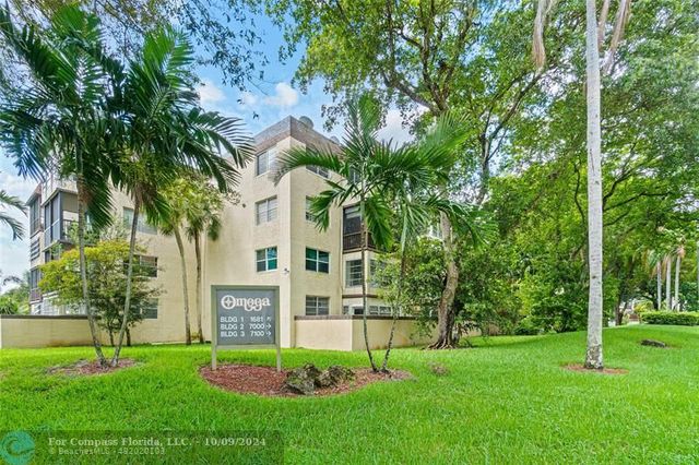 $214,900 | 7000 Northwest 17th Street, Unit 219 | Plantation Drive