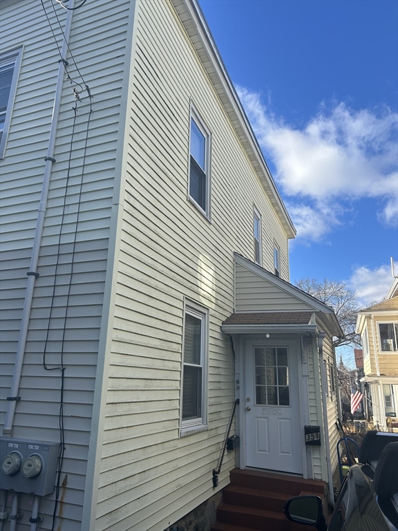 a view of a house with street