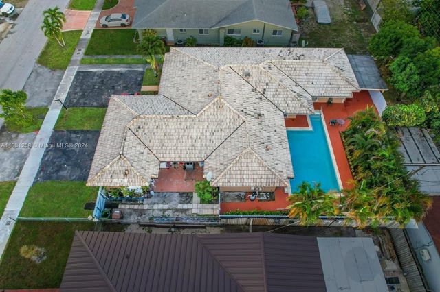 $1,299,000 | 324 East 34th Street | Hialeah