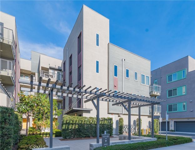 $3,600 | 117 Bowery | Irvine Airport