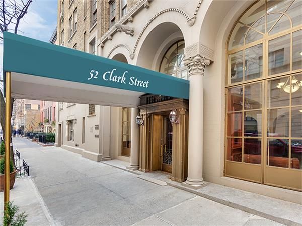 $3,695 | 52 Clark Street, Unit 8P | Brooklyn Heights