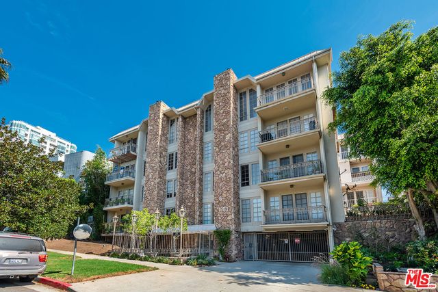 $5,950 | 1260 South Beverly Glen Boulevard, Unit 408 | Westwood