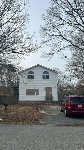 $449,990 | 156 Church Drive | Mastic Beach