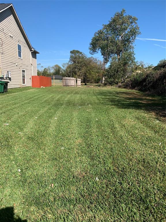 a view of a outdoor space