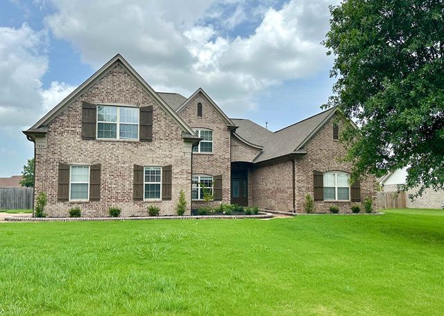 $425,000 | 7456 Wallingford Drive | Olive Branch