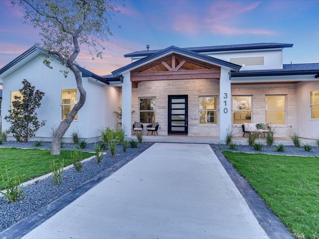 $1,290,000 | 310 Shady Tree Drive