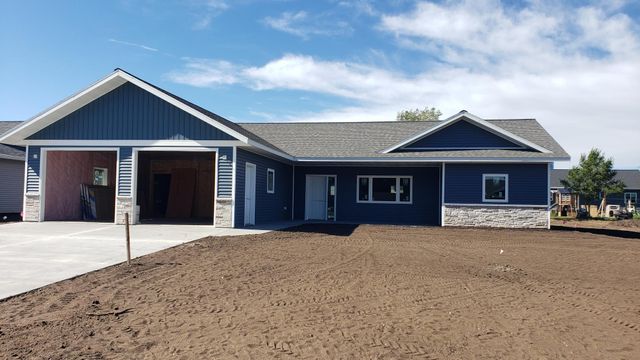 $385,000 | 1005 8th Avenue Northwest | Perham