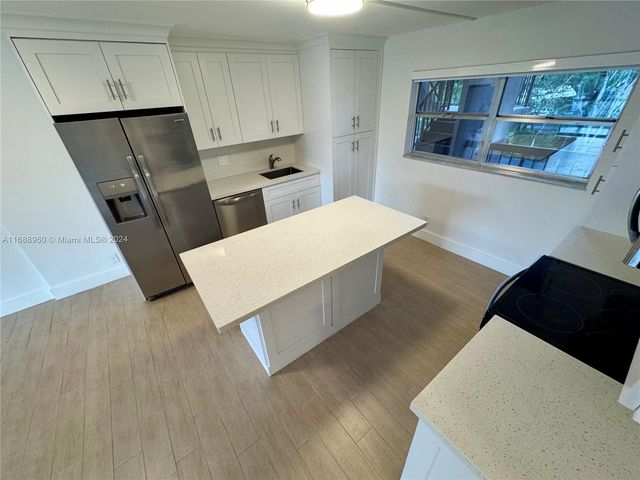 $264,900 | 7000 Nova Drive, Unit 202E | Davie