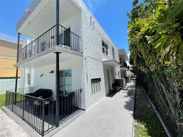 $2,850,000 | 427 Southwest 7th Street | Riverside