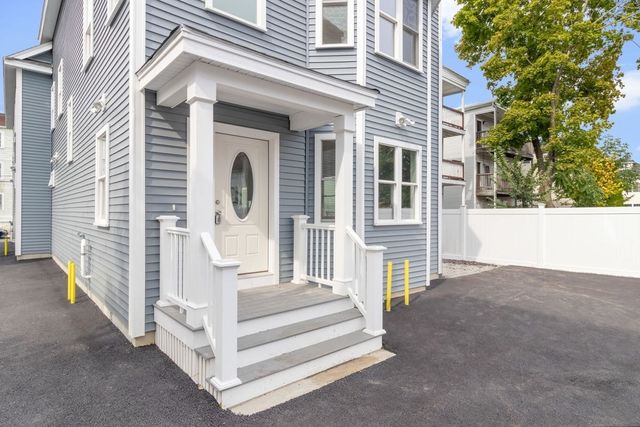 $799,000 | 45 Holyoke Street, Unit B | Faulkner