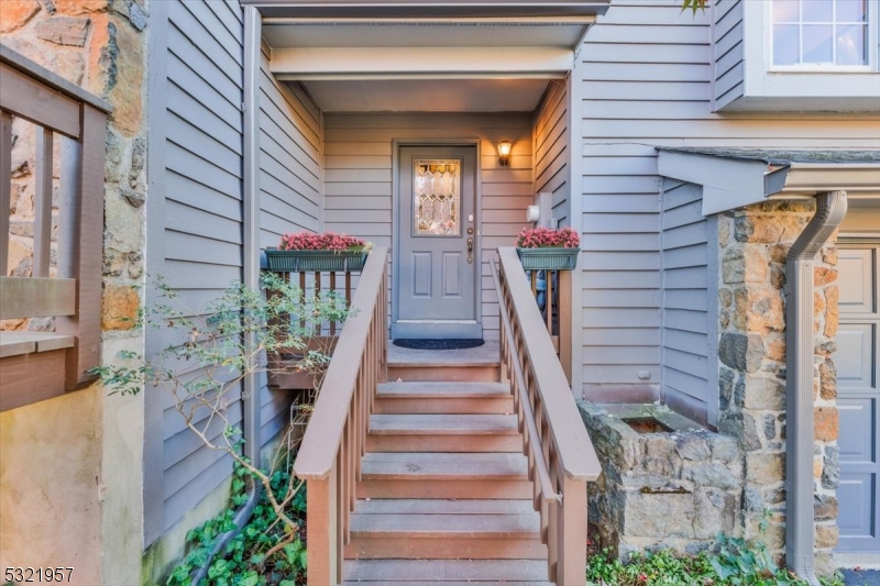 a view of entryway with a front door