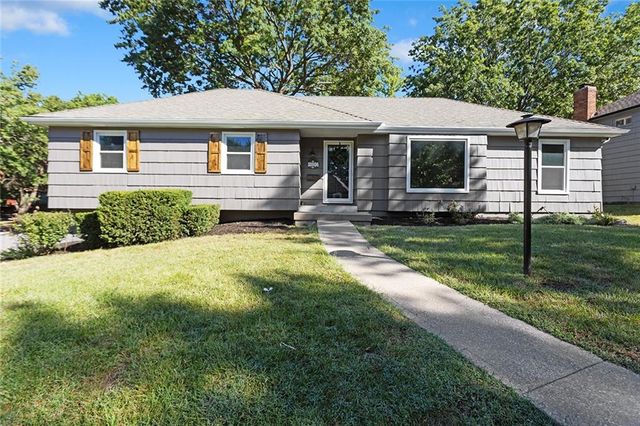 $345,000 | 10806 West 98th Street | Oak Park