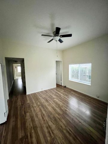 $1,775 | 447 Vaughn Avenue | Burbank