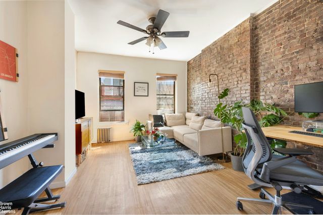 $419,000 | 438 West 49th Street, Unit 5C | Hell's Kitchen