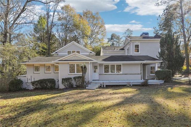 $925,000 | 6771 Sunny Brook Lane Northeast | North Springs