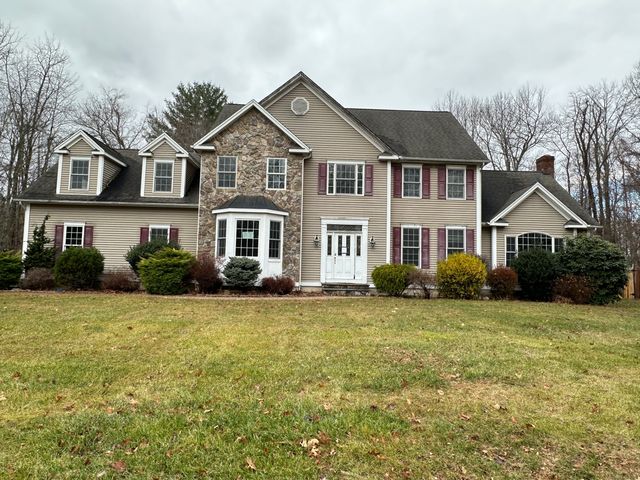 $639,900 | 3 Granite Road | New Milford