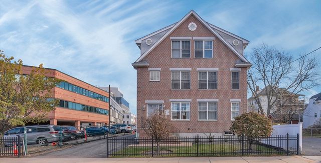 $950,000 | 287 Everett Street, Unit 1 | Lower Allston