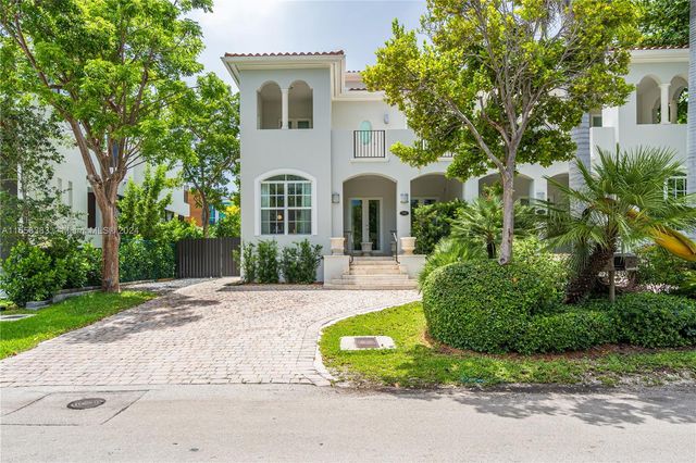 $2,650,000 | 290 Fernwood Road, Unit 1 | Key Biscayne