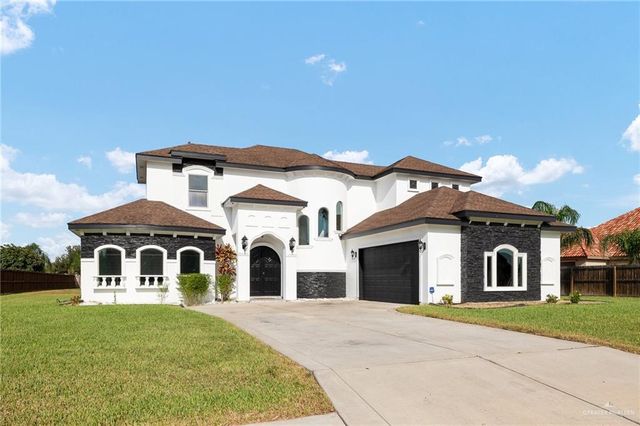 $595,000 | 813 Sinatra Drive