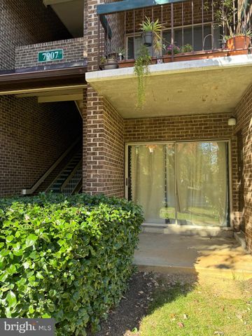 $1,650 | 7907 Badenloch Way, Unit 104 | Willow Wood Condominiums