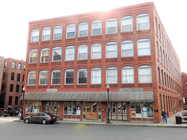 $2,400 | 80 Wingate Street, Unit 2F | Downtown Haverhill