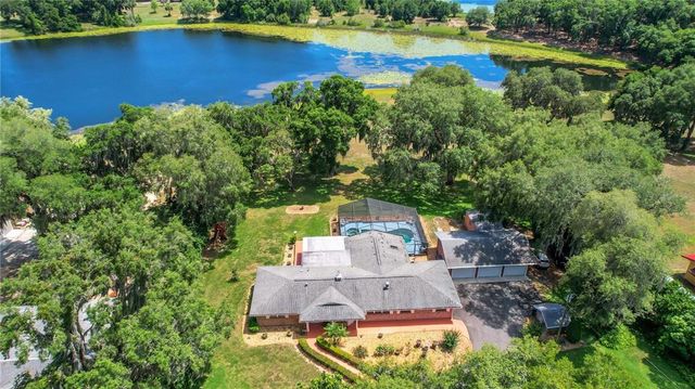 $632,000 | 2400 Lake Griffin Road