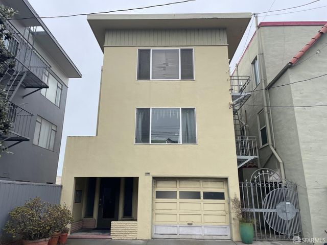 $1,195,000 | 1285 45th Avenue | Outer Sunset