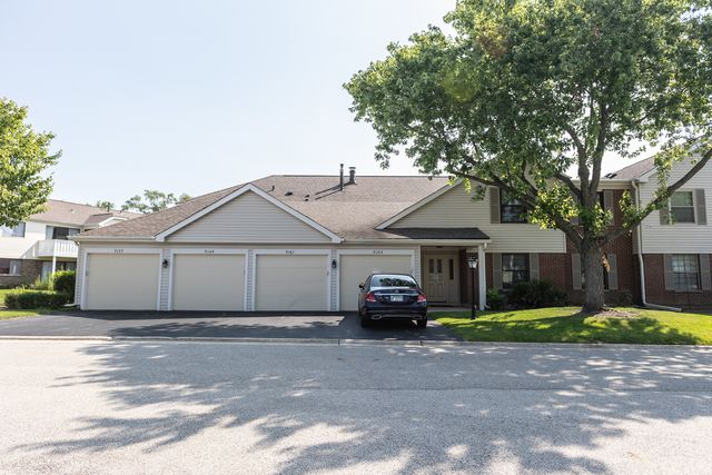 $215,000 | 5157 Coventry Lane, Unit 5157 | Gurnee