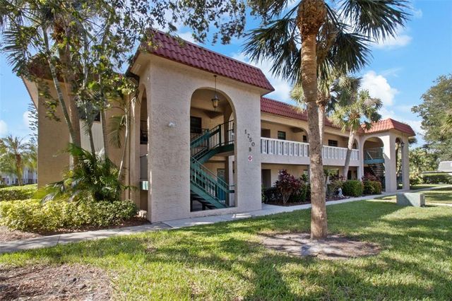 $234,900 | 1750 Belleair Forest Drive, Unit B5 | Belleair