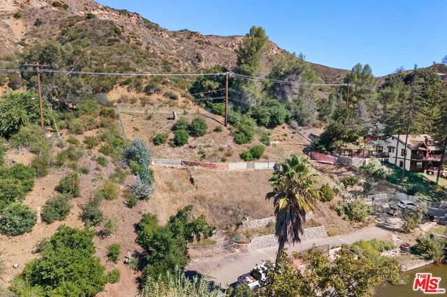 $550,000 | 2040 East Lake Shore Drive | Agoura Hills Area