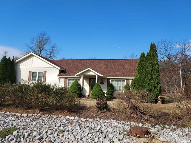 $215,900 | 550 South Vienna Road | Olmsted