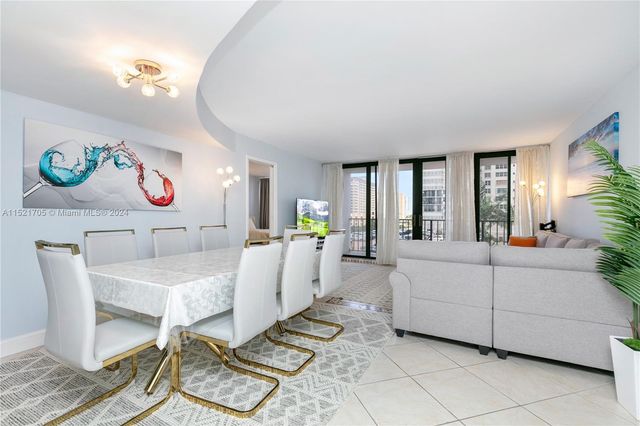 $3,500 | 2401 South Ocean Drive, Unit 404 | South Central Beach