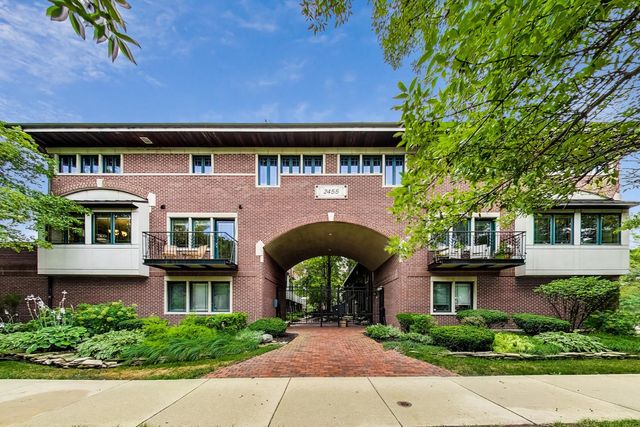 $520,000 | 2455 West Ohio Street, Unit 2E | West Town