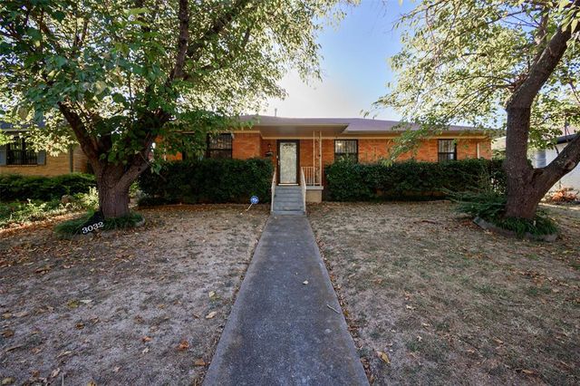 $289,000 | 3032 Cliff Creek Drive | Dallas