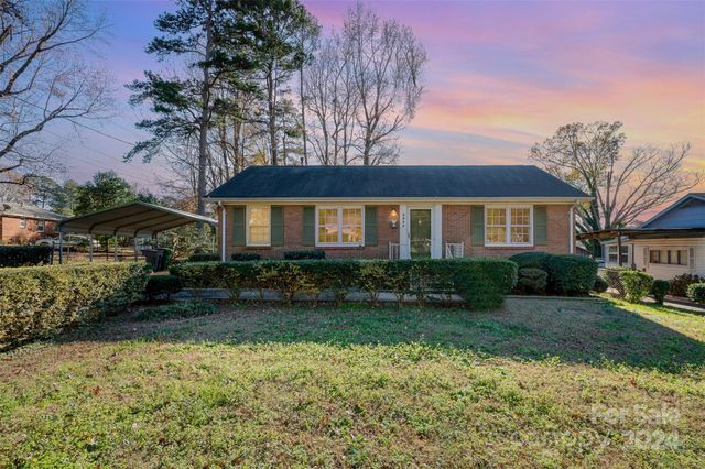 $240,000 | 2809 Markland Drive | Ponderosa-Wingate