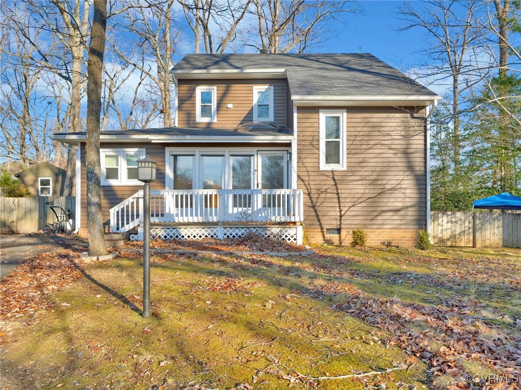 a view of a house with a outdoor space