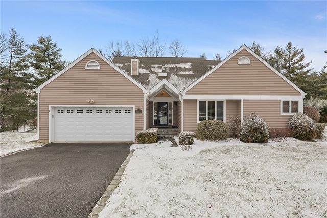 $1,399,000 | 5 Charlotte Court | Central Briarcliff West