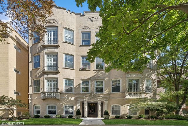 $525,000 | 649 Hinman Avenue, Unit 1N | Evanston