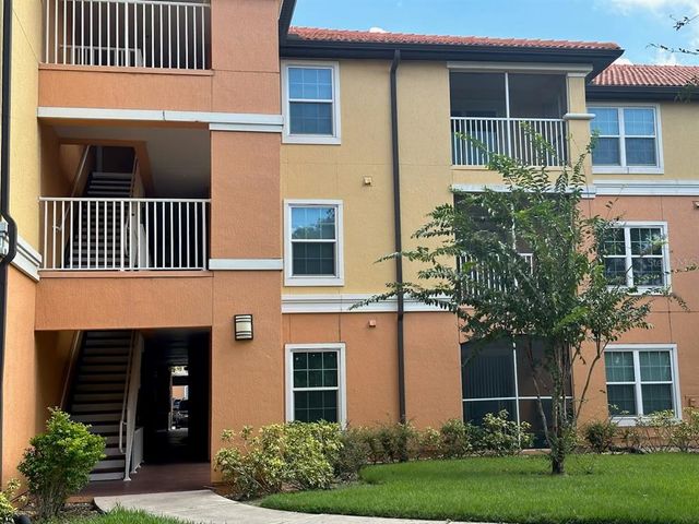 $1,815 | 5463 Vineland Road, Unit 5208 | Cypress Fairway