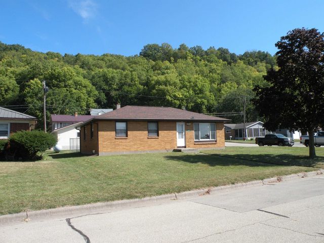 $165,000 | 1041 East Dewey Street | Cassville