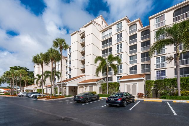 $820,000 | 17031 Boca Club Boulevard, Unit 87A | Boca Golf and Tennis Club