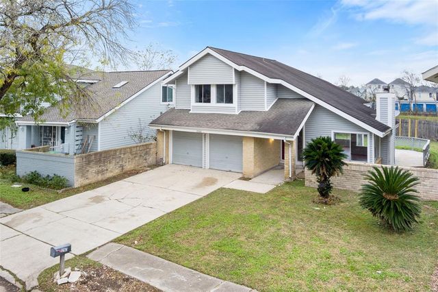 $244,900 | 12162 Huntington Venture Drive | Alief