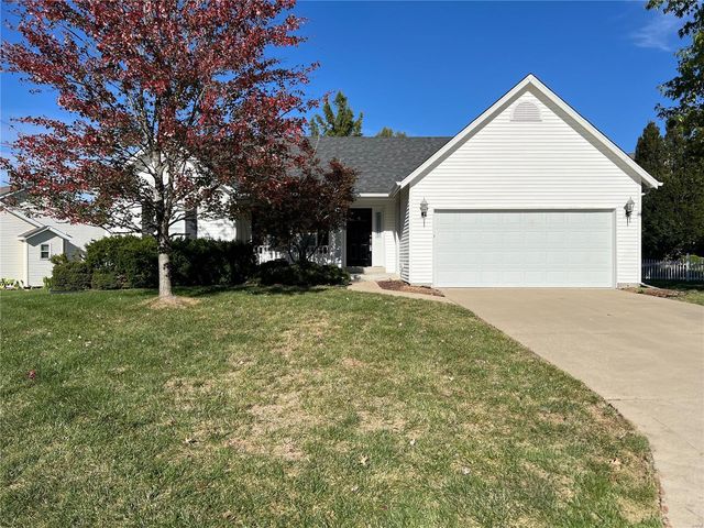 $324,900 | 7249 Cinnamon Teal Drive | O'Fallon