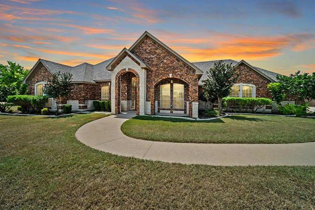 $551,900 | 4041 Parker Lane