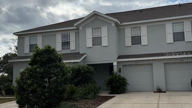 a front view of house with yard