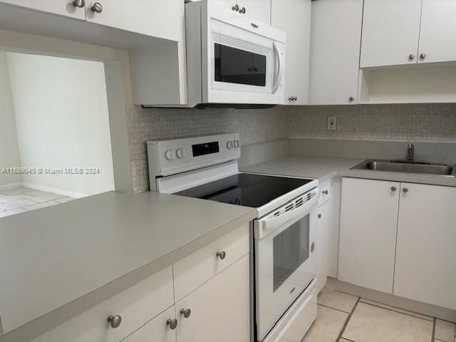 $1,800 | 20200 Northeast 27th Court, Unit 3 | Aventura