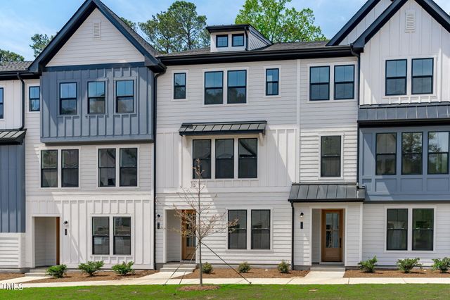 $649,000 | 6408 Tanner Oak Lane | Northwest Raleigh