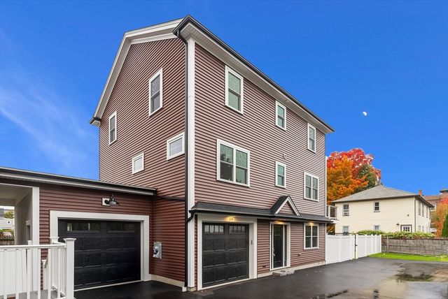 $1,149,000 | 59 Vernon Street, Unit 2 | Waltham